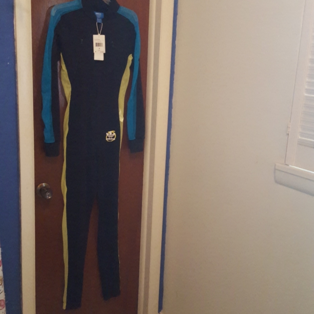 One piece activewear